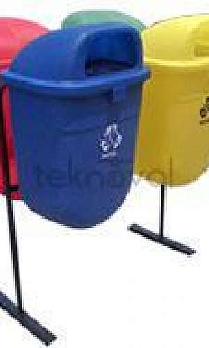 Lixeira suspensa  Lixeira suspensa