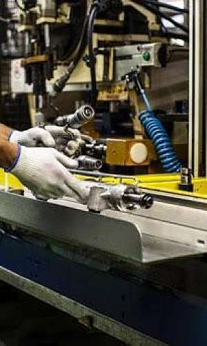 Serviço de instalacao de maquinas industriais Serviço de instalacao de maquinas industriais